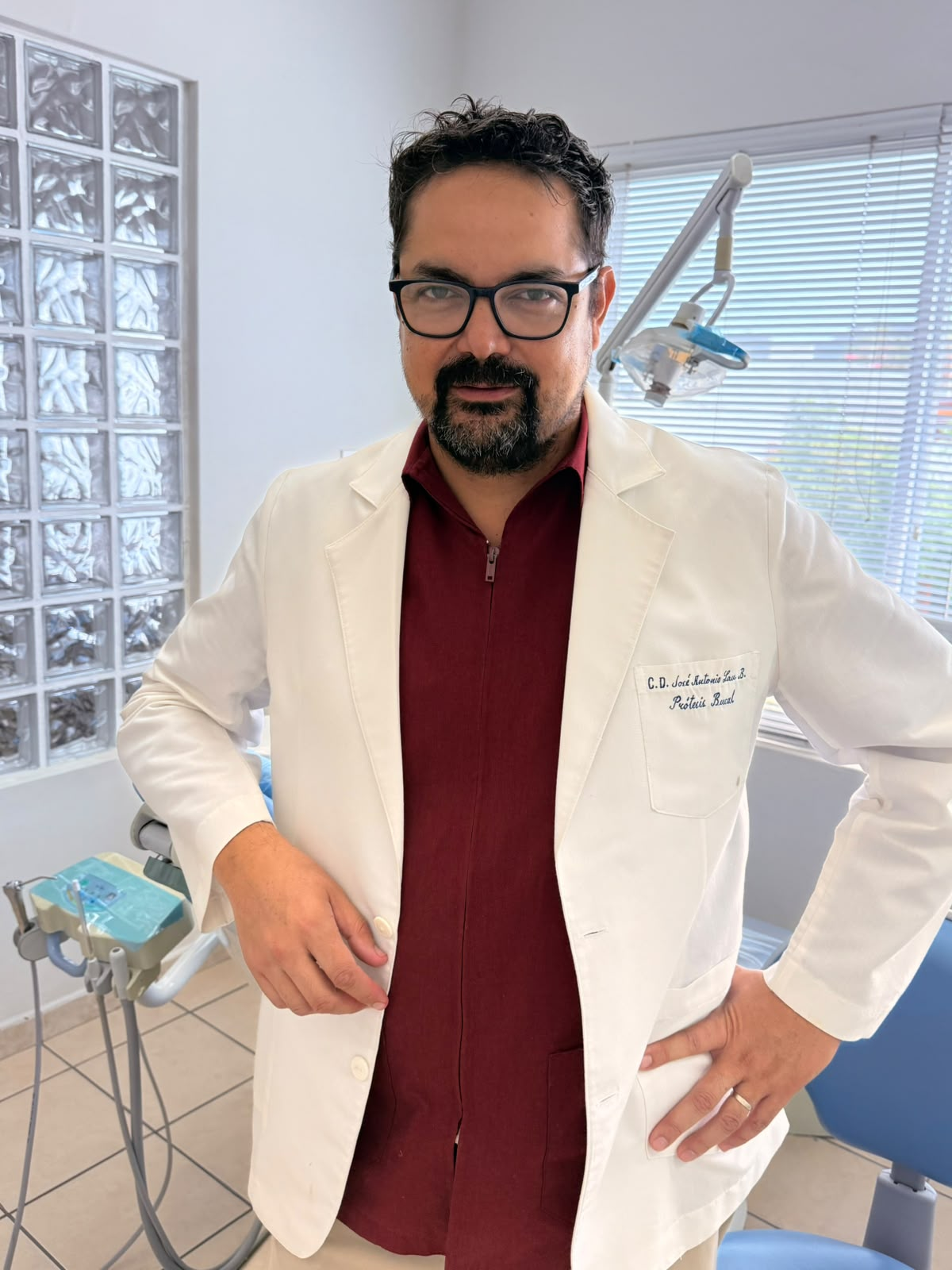 Dr. José Antonio Lau Becerril